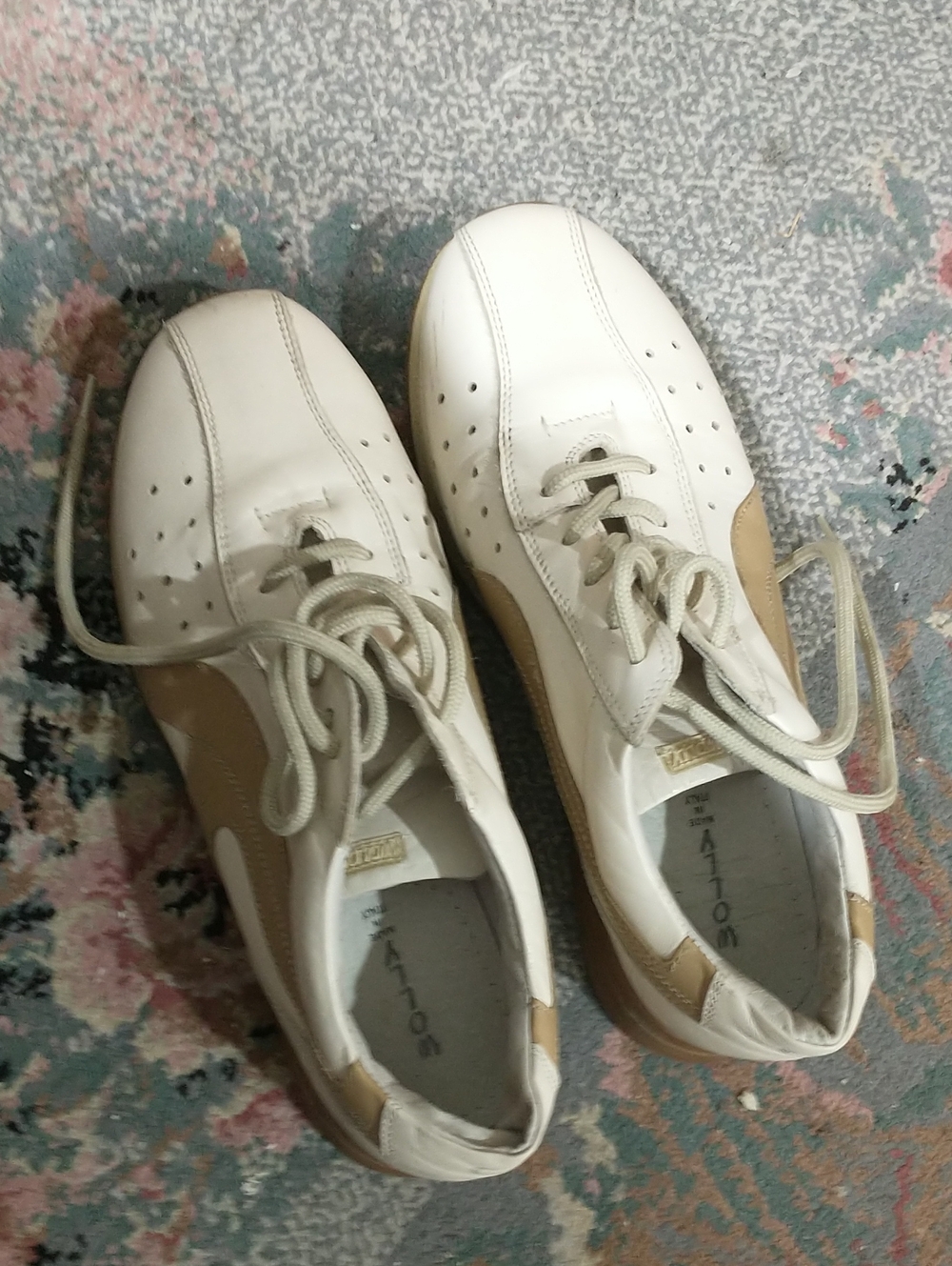 Women’s White and Tan Lace-Up Sneakers – Casual Comfort